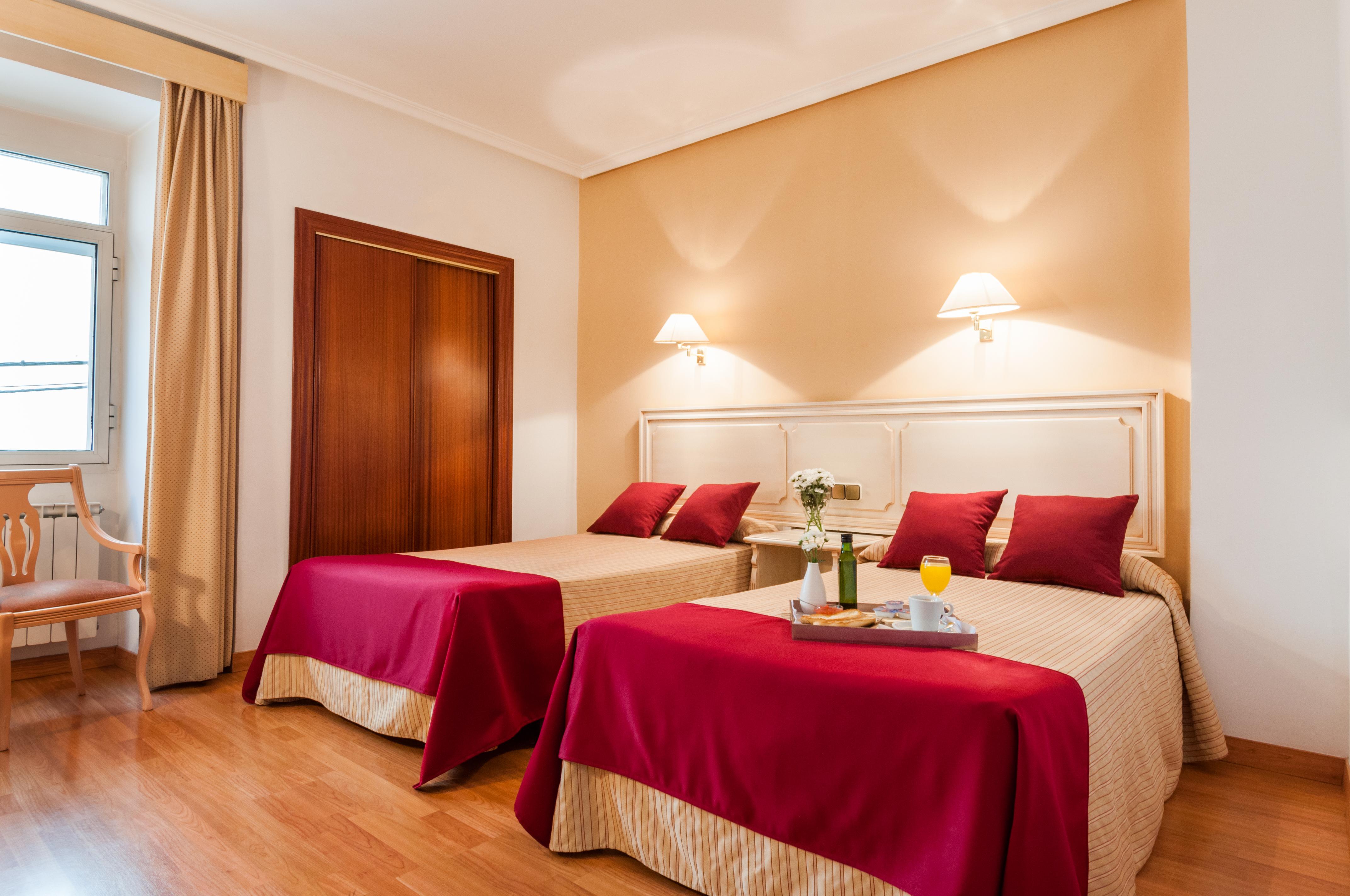 Hotel Victoria Linares  Exteriér fotografie